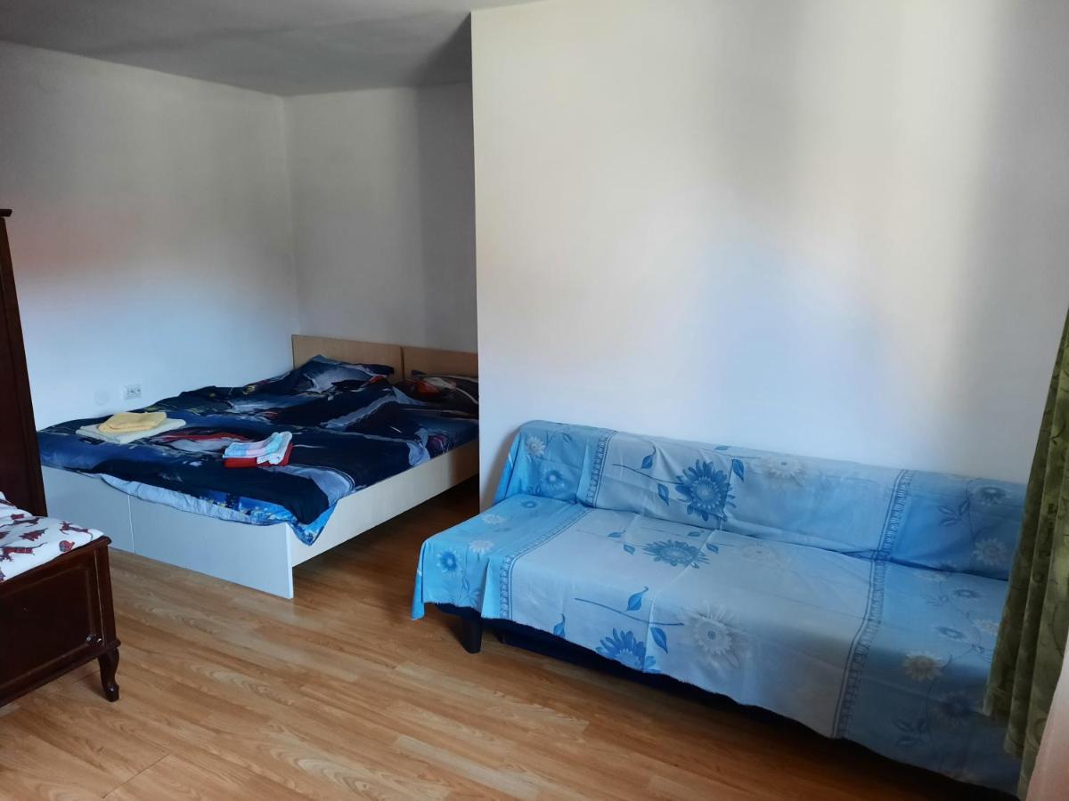 Casa Adrian Camere Centru Vechi Braşov Esterno foto